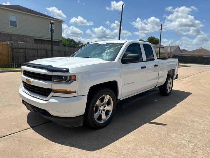 2018 Chevrolet Silverado 1500 Custom